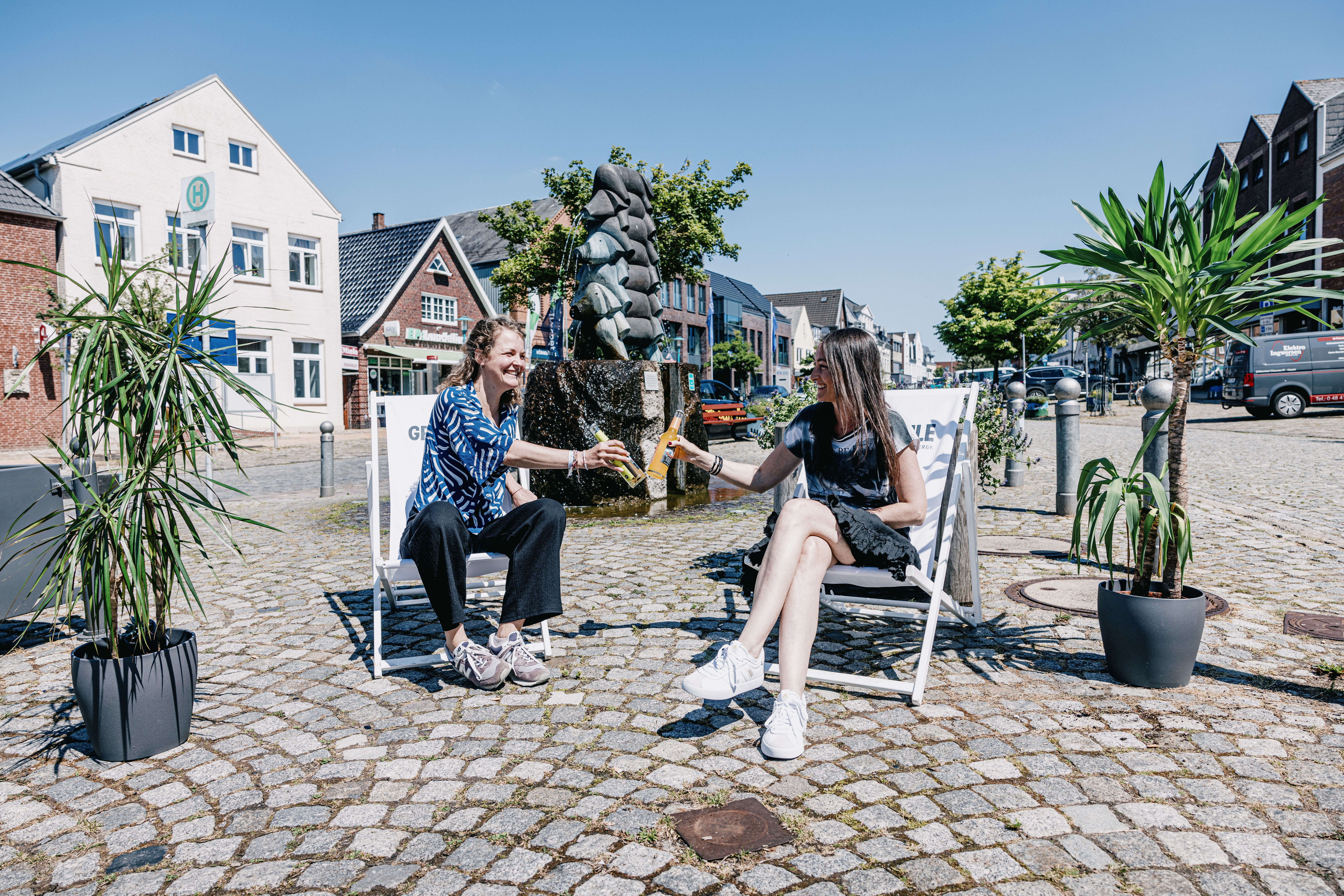 Sommer-Lounge am Schweinebrunnen in Bredstedt Nordfriesland